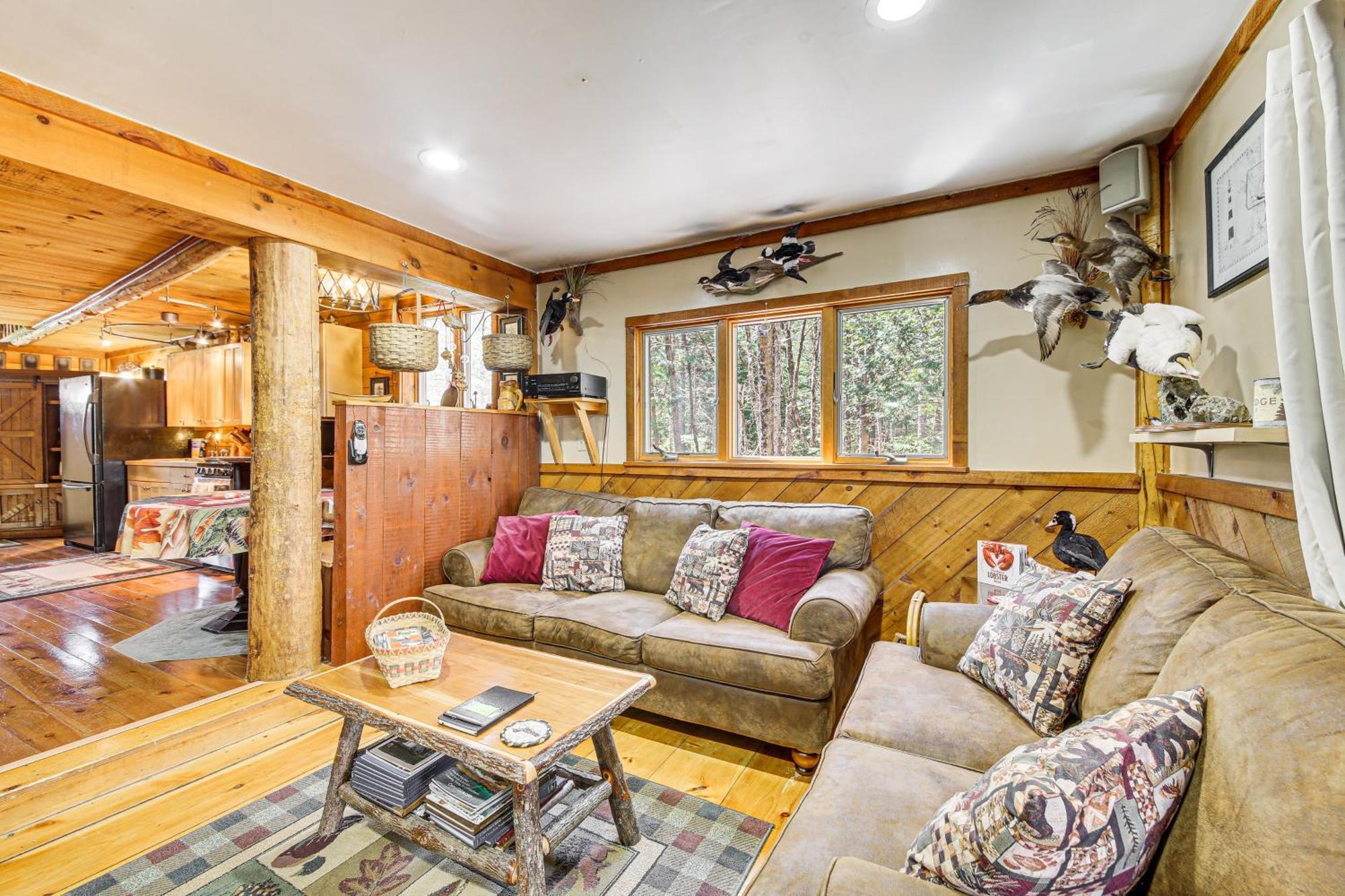 Rustic Searsport Cabin Loft And Sunroom On 10 Acres Zewnętrze zdjęcie